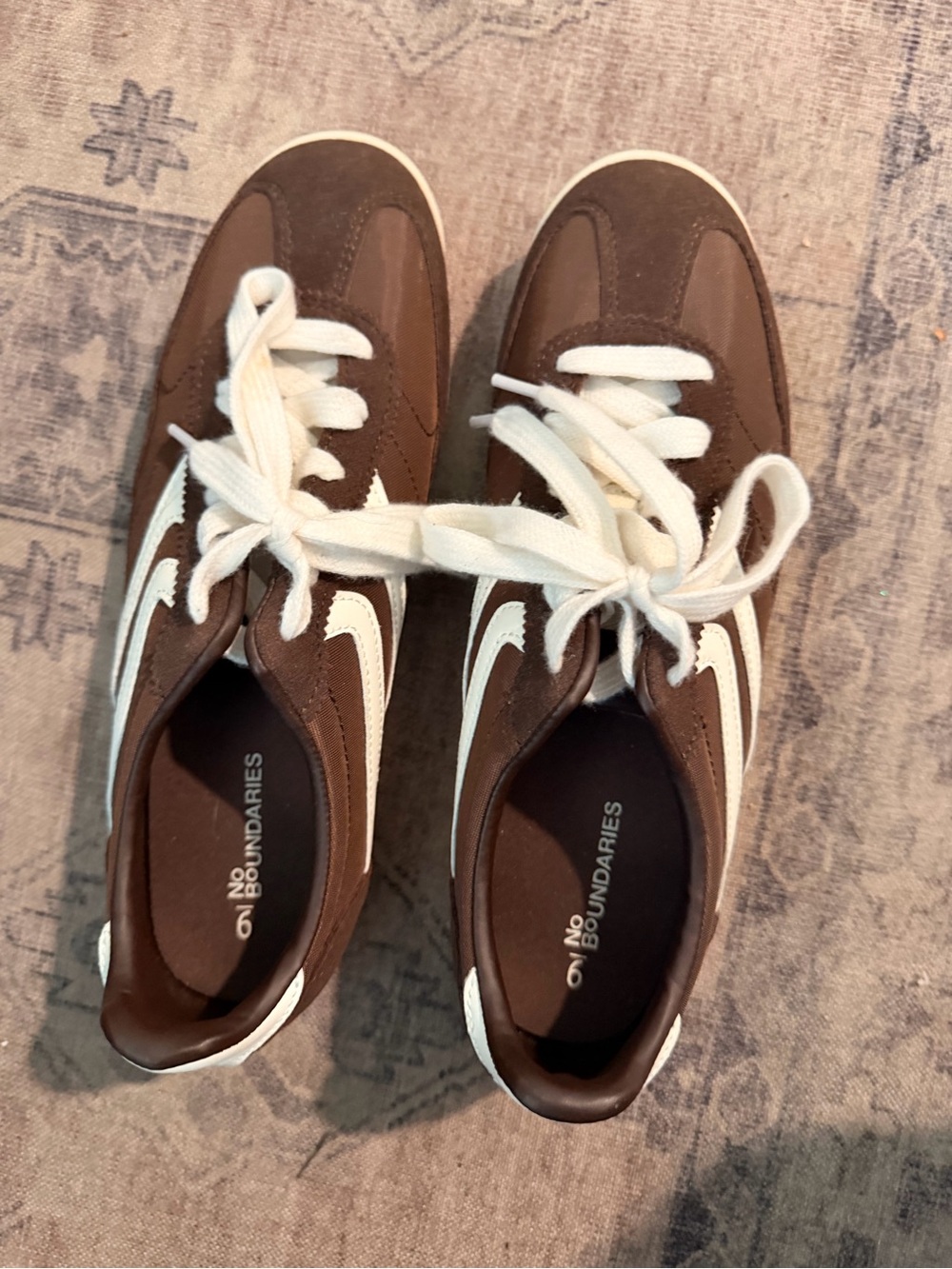 No Boundaries Brown & Cream Retro Runner Sneakers